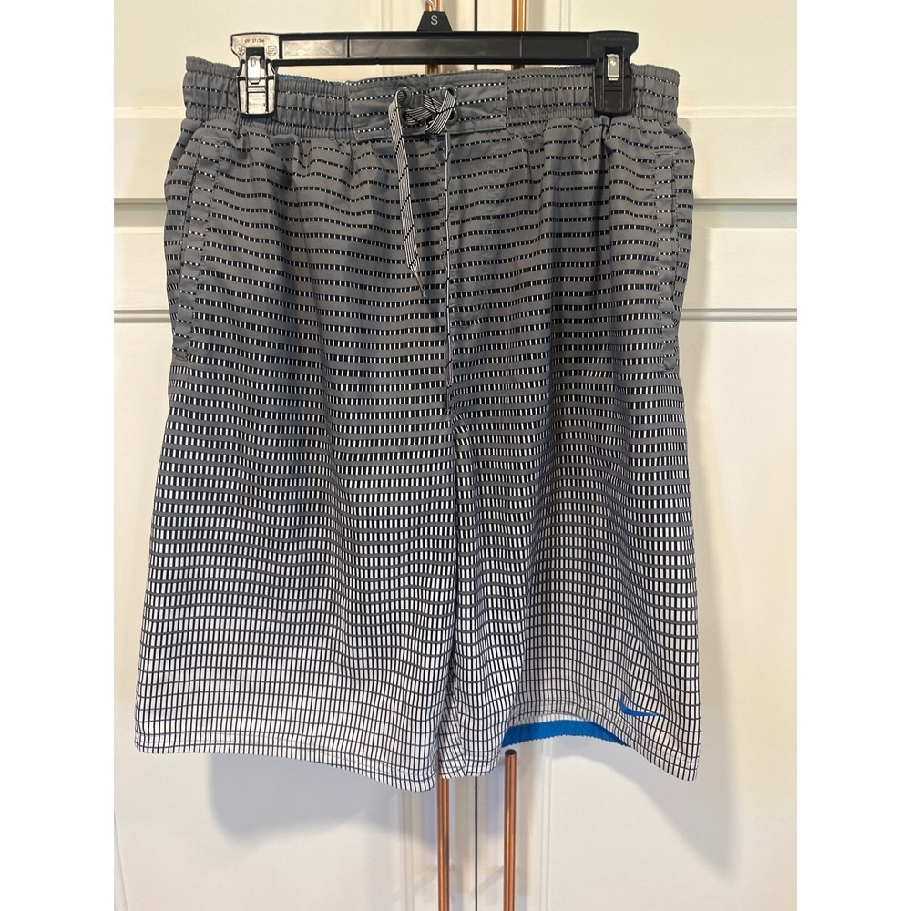 Nike Men's Medium Gray Gradient Stripe Swim Trunks Shorts Athletic Gym summer